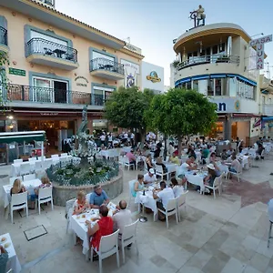 apartamentos-leonor-carihuela.1costadelsol.com/
